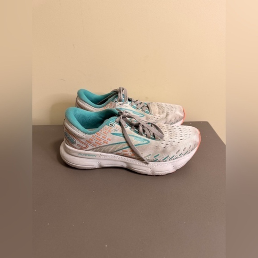 Women’s Brooks Glycerin Running Athletic Shoes - Picture 1 of 7